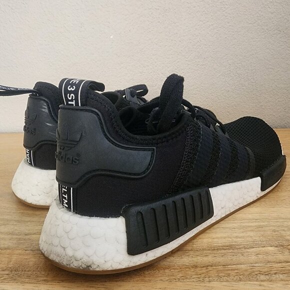 Adidas Mens NMD R1 Running Shoes Sneakers Low Top Gum Sole B42200 Black Size 11 main image 6